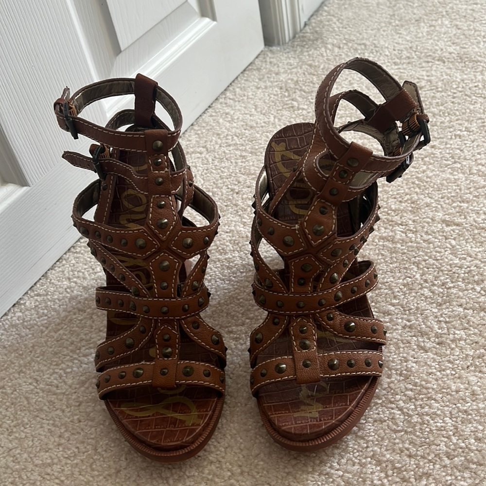 Sam Edelman heels with grommets
